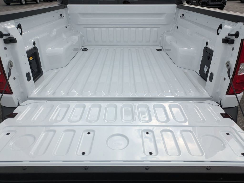 New 2025 Ford Maverick XLT w/ XLT Luxury Package FWD image 7