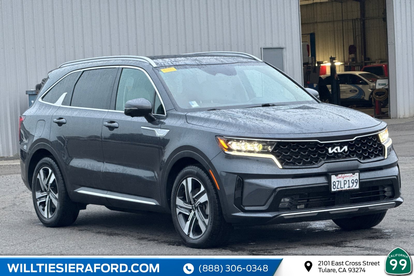 Used 2022 Kia Sorento SX Prestige w/ Panoramic Sunroof Package image 1