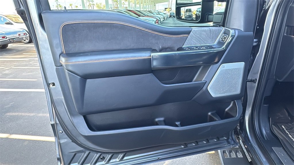 Certified 2024 Ford F350 Platinum w/ Tremor Off-Road Package image 20