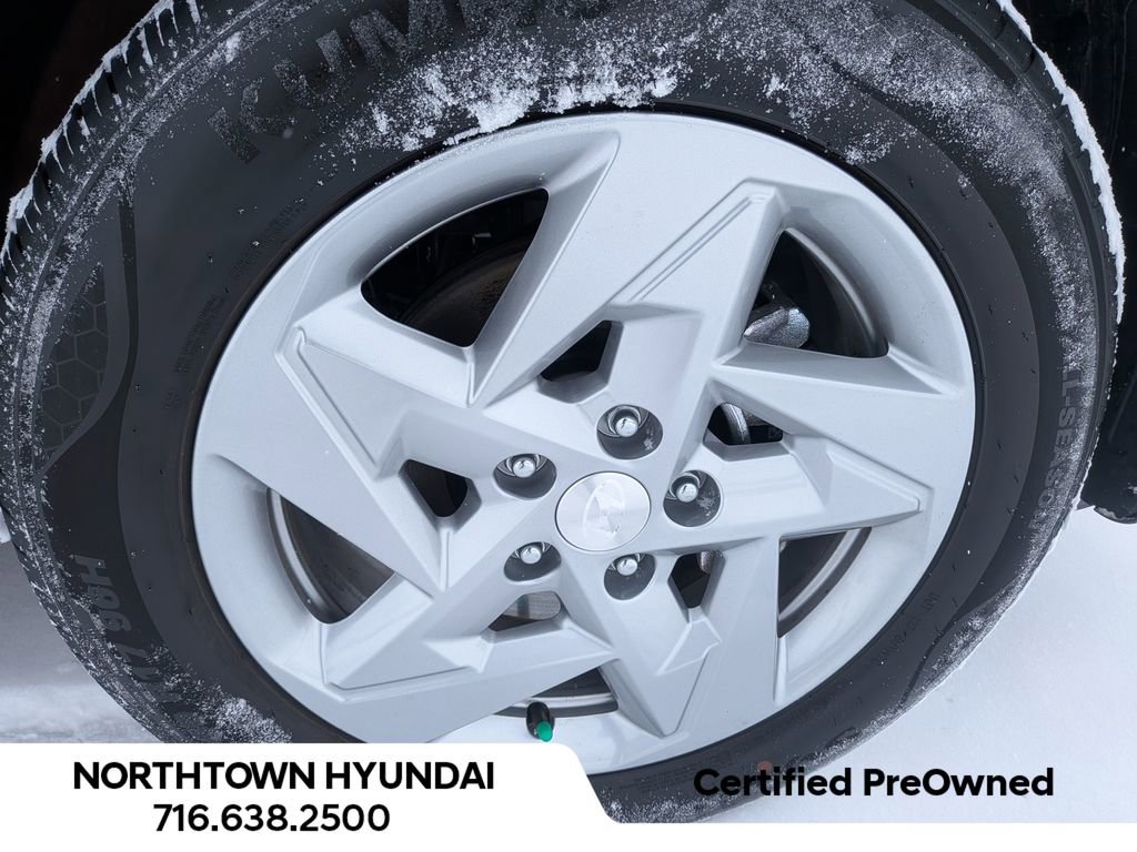 Certified 2026 Hyundai Kona SE image 42
