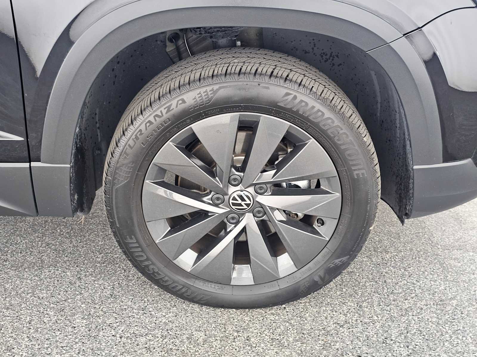 Used 2023 Volkswagen Taos S image 9