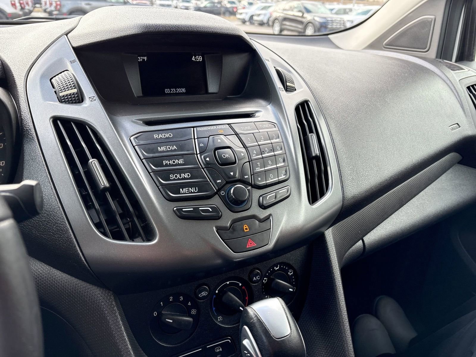 Used 2016 Ford Transit Connect XL image 28