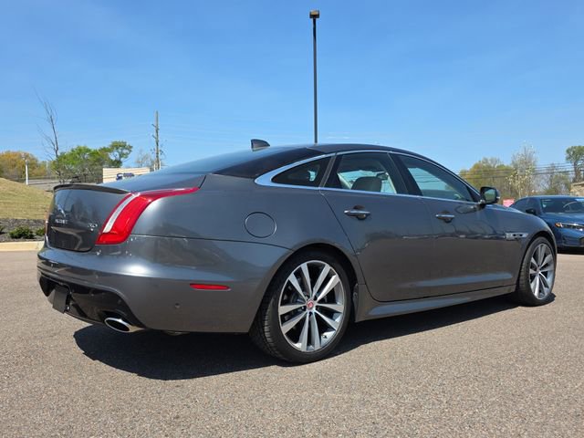 Used 2017 Jaguar XJ R-Sport image 3