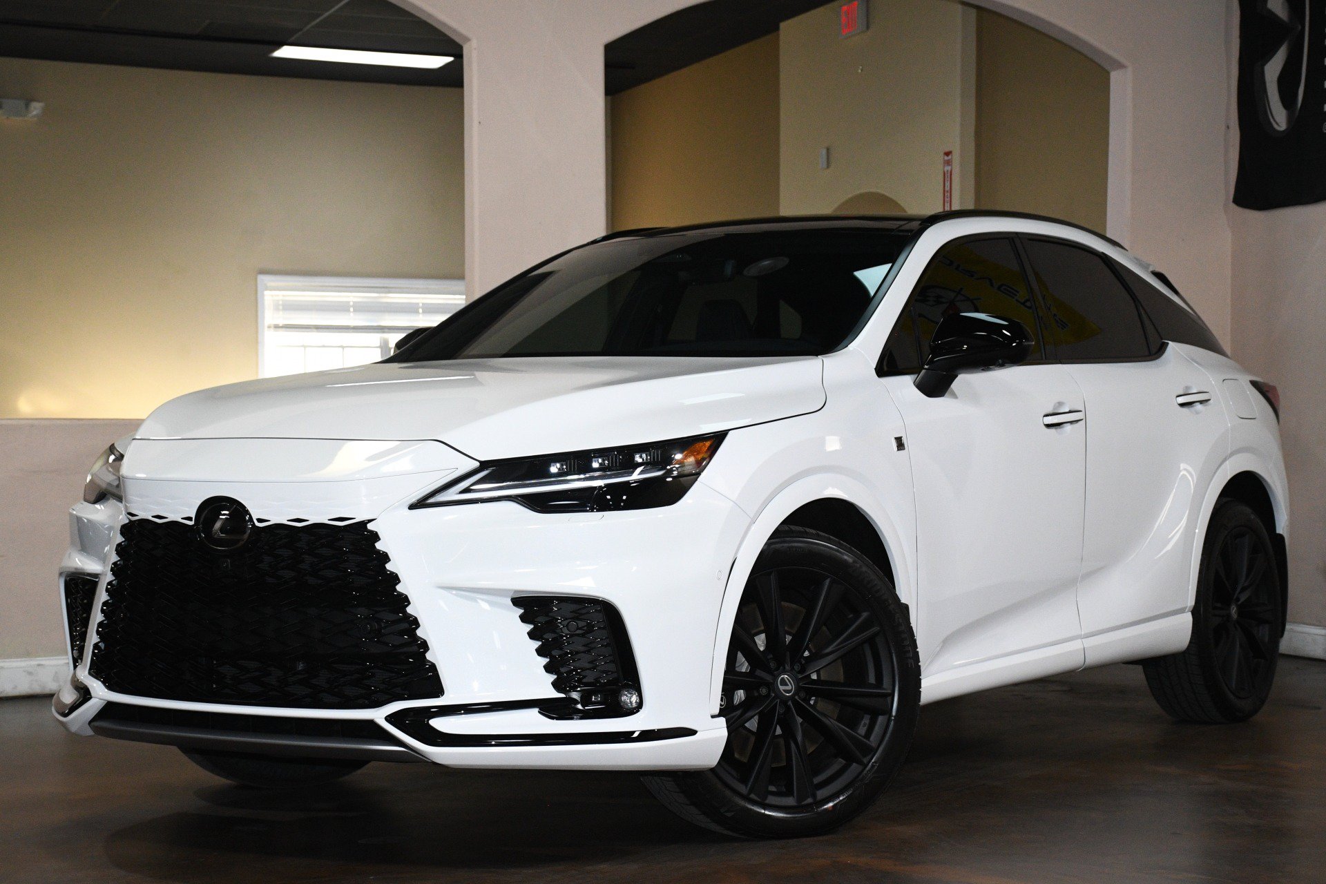 Used 2026 Lexus RX 500h F Sport w/ Convenience Package AWD/4WD image 4