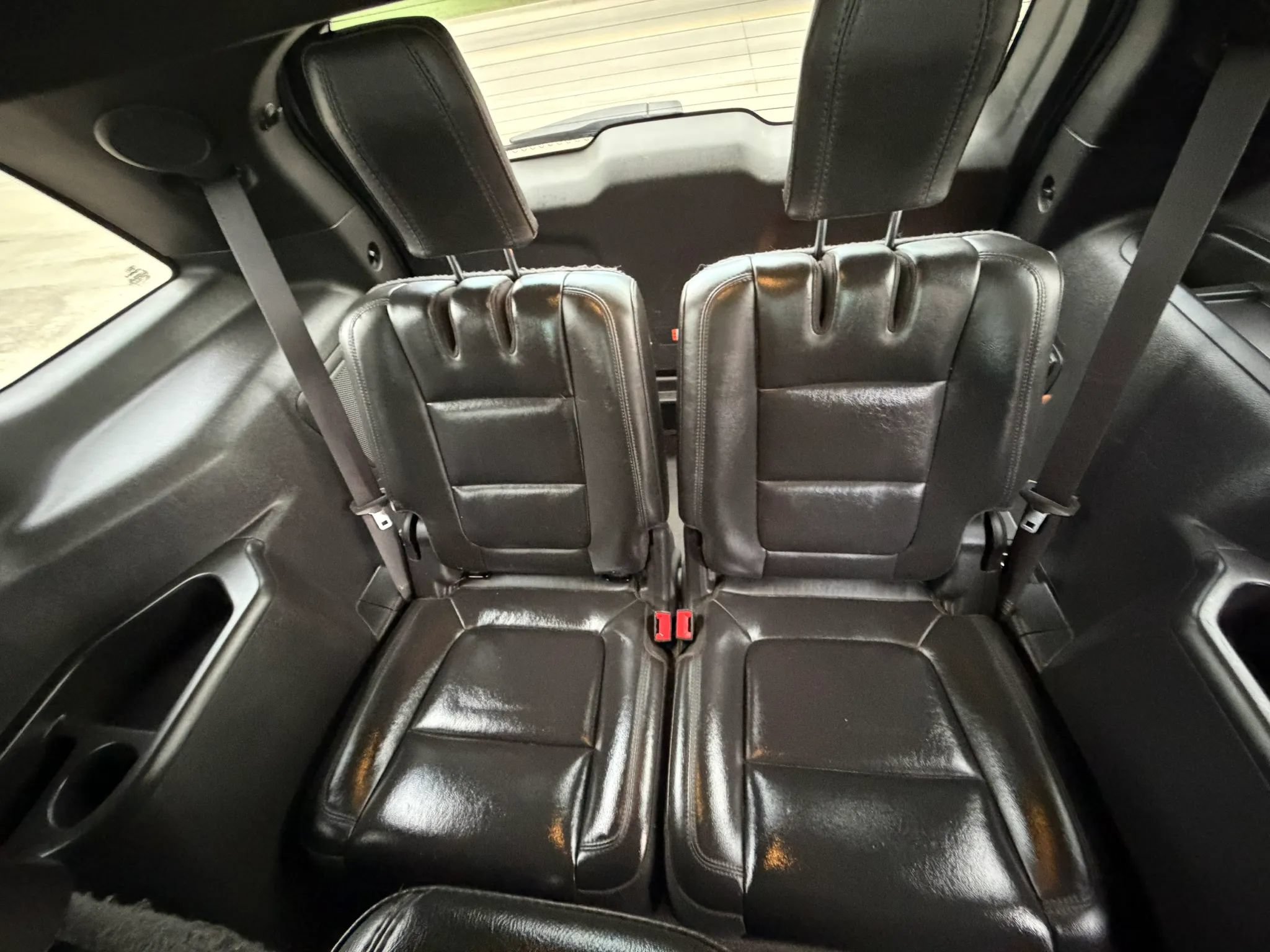Used 2015 Ford Explorer Limited w/ Equipment Group 302A FWD image 22