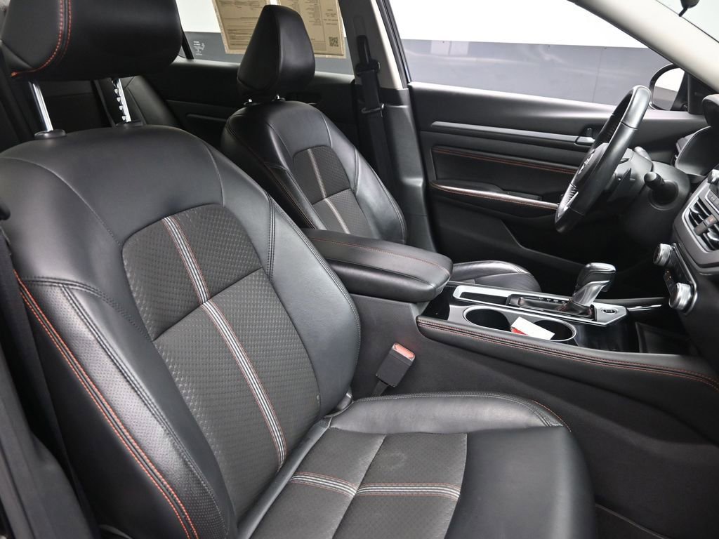 Used 2023 Nissan Altima 2.5 SR image 26