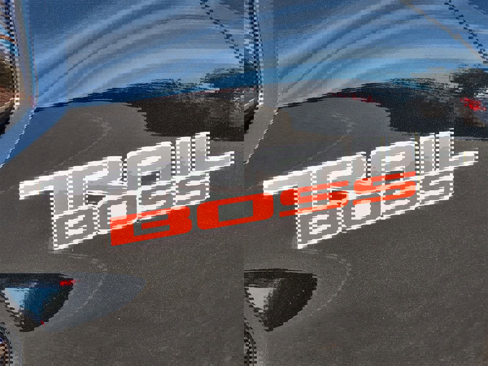 Used 2025 Chevrolet Colorado Trail Boss image 12