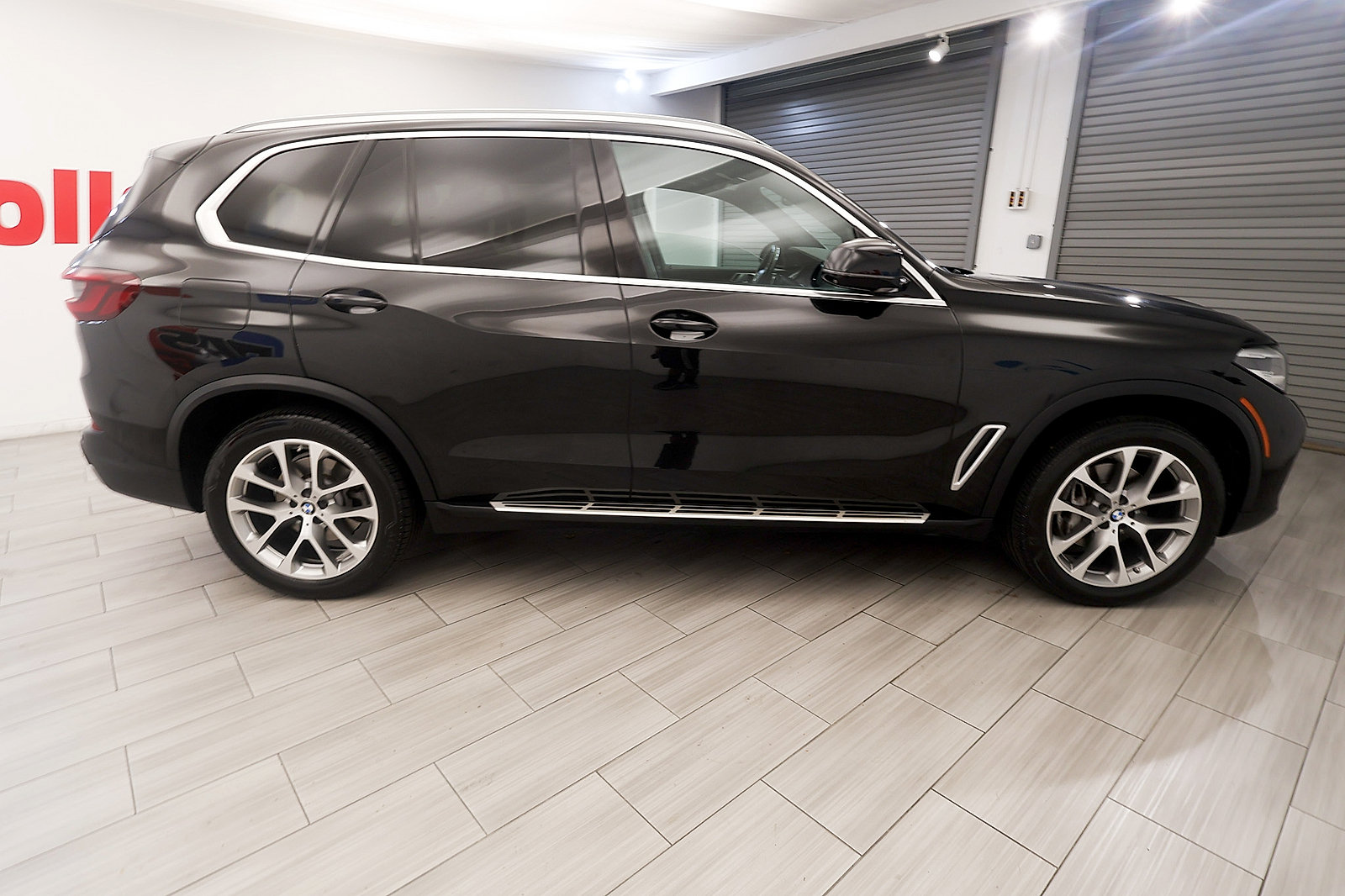 Used 2021 BMW X5 xDrive40i w/ Premium Package AWD/4WD image 6