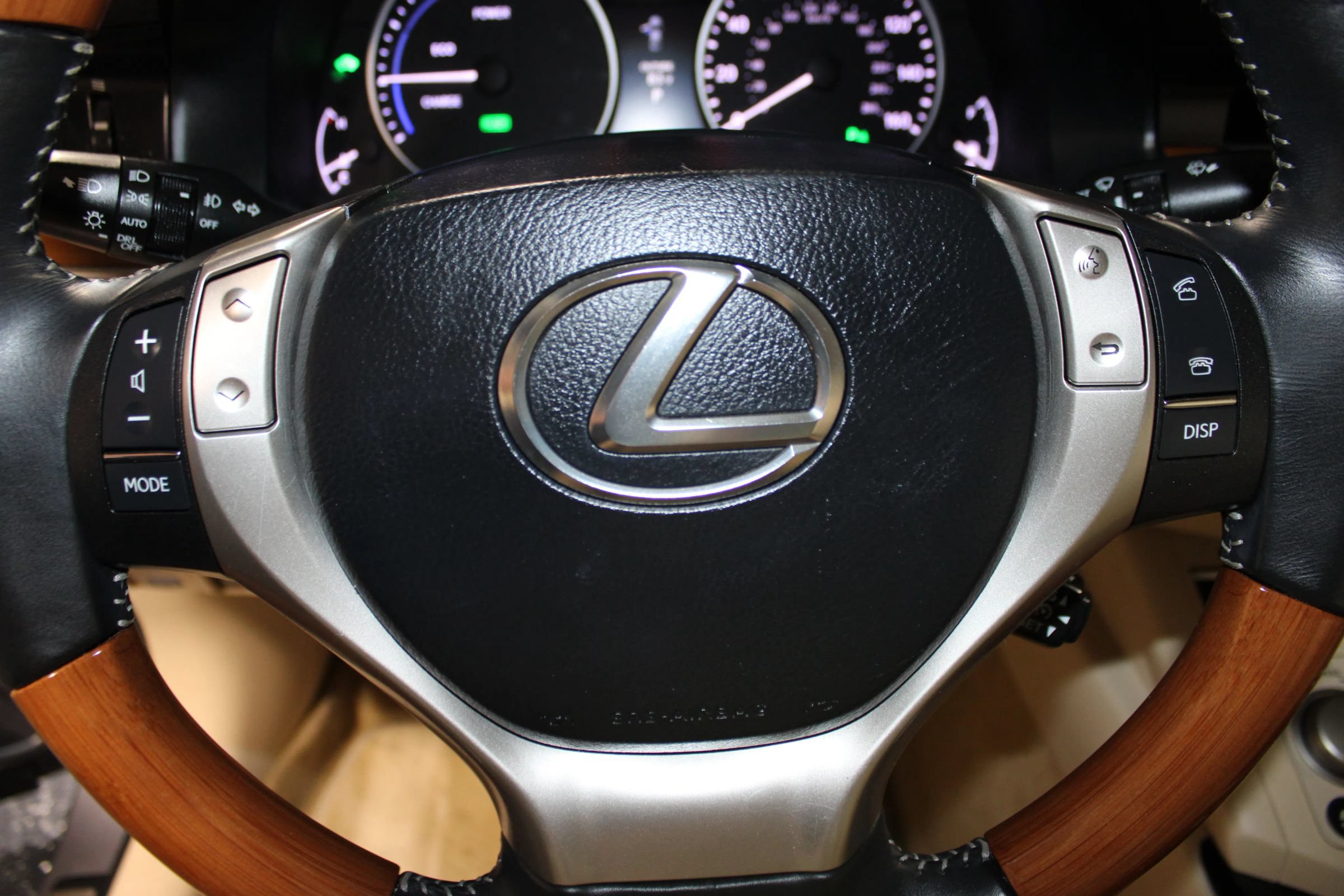 Used 2013 Lexus ES 300h w/ Luxury Pkg FWD image 24