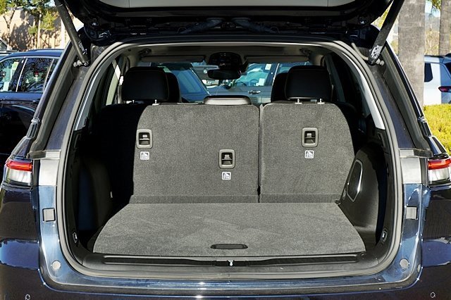 New 2023 Jeep Grand Cherokee Limited 4xe image 16