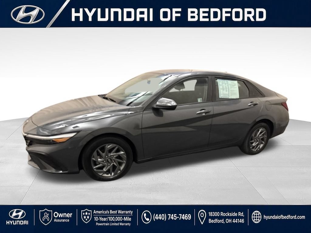 Used 2024 Hyundai Elantra SEL FWD image 10