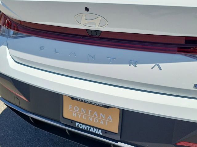 New 2026 Hyundai Elantra Hybrid FWD image 26