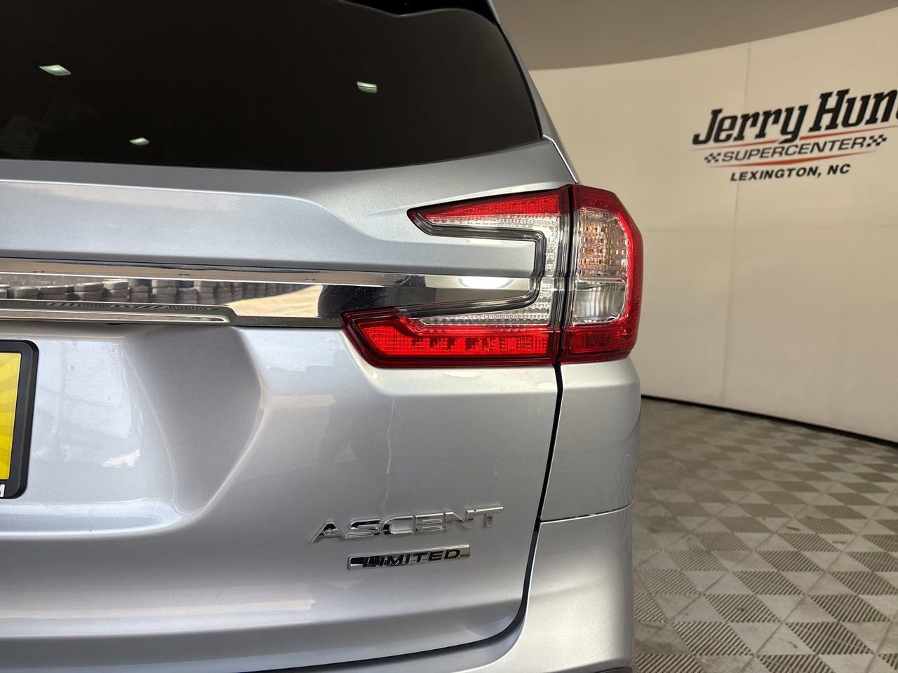 Used 2023 Subaru Ascent Limited w/ Technology Package image 34