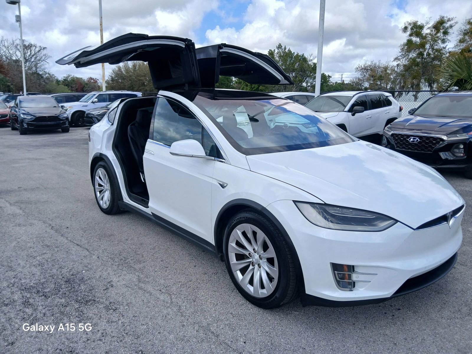 Used 2016 Tesla Model X 75D AWD/4WD image 17