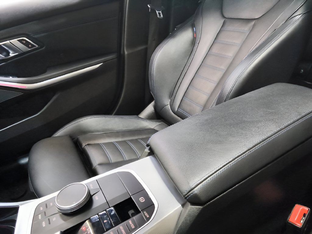 Used 2023 BMW M340i xDrive AWD/4WD image 31