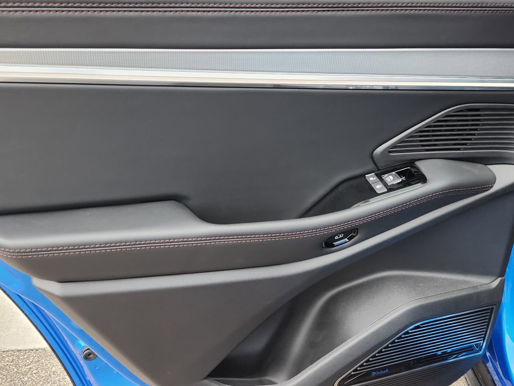 New 2025 Jeep Wagoneer S Launch Edition image 12