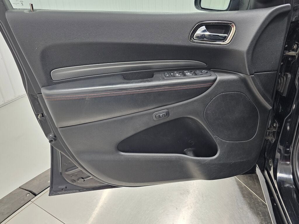 Used 2018 Dodge Durango R/T image 38