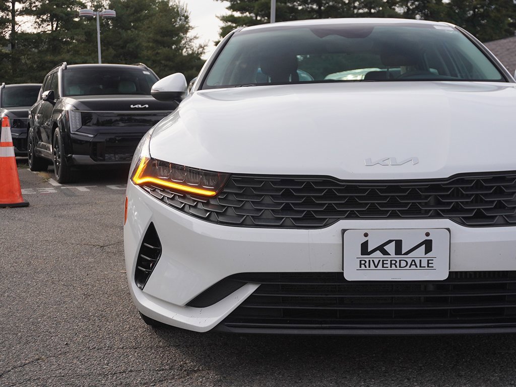 Used 2023 Kia K5 LXS image 13