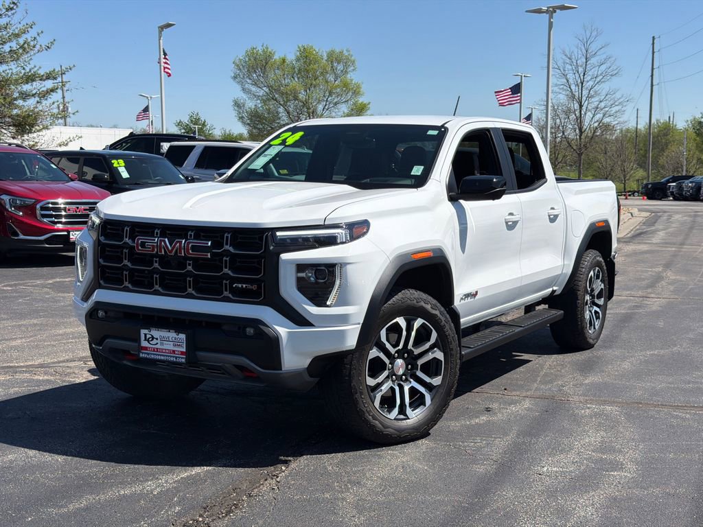 Used 2024 GMC Canyon AT4 w/ AT4 Premium Package AWD/4WD image 2