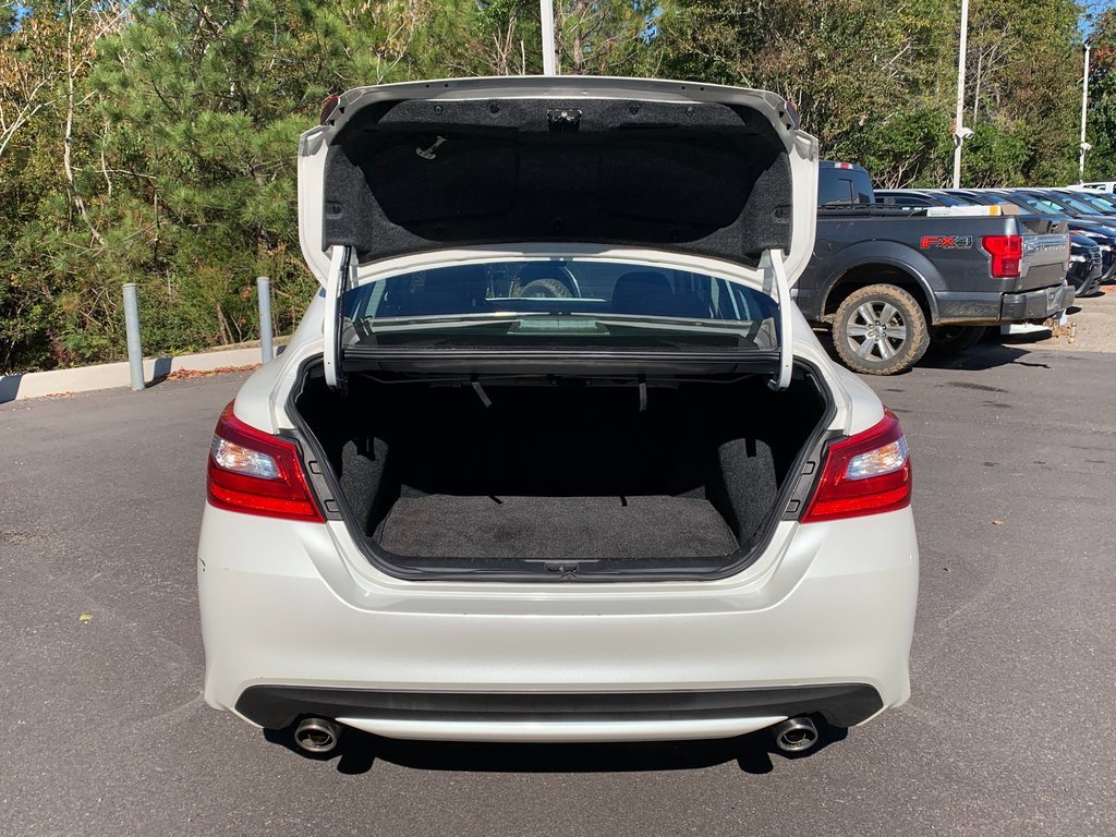 Used 2017 Nissan Altima 2.5 SV image 8