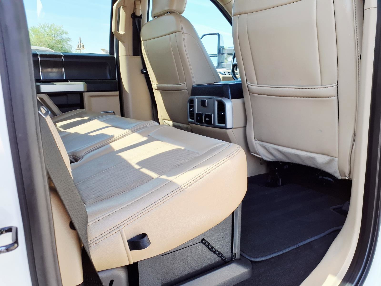 Certified 2021 Ford F250 Lariat w/ Lariat Value Package image 13