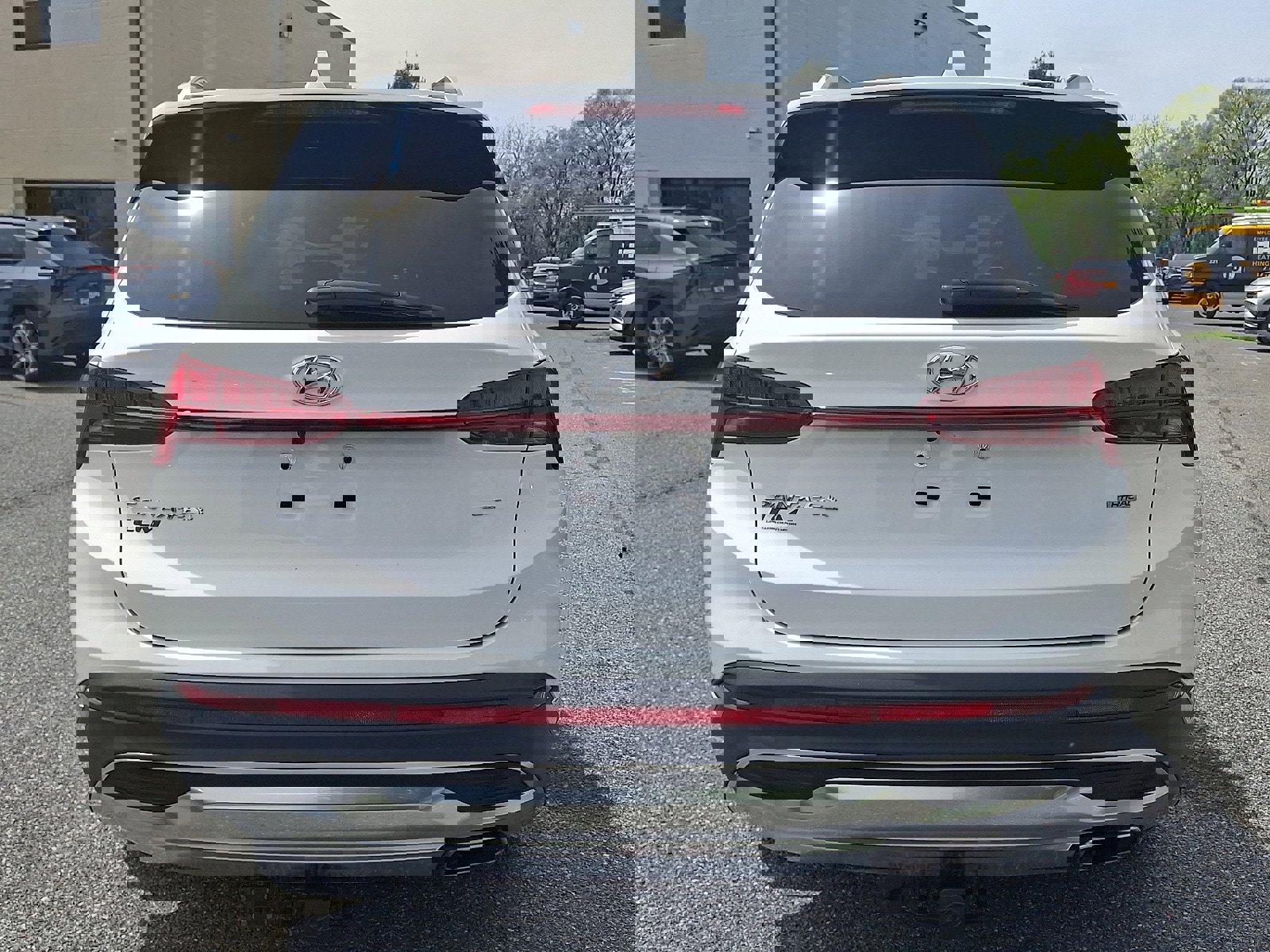 Certified 2023 Hyundai Santa Fe SEL w/ Premium Package AWD/4WD image 9