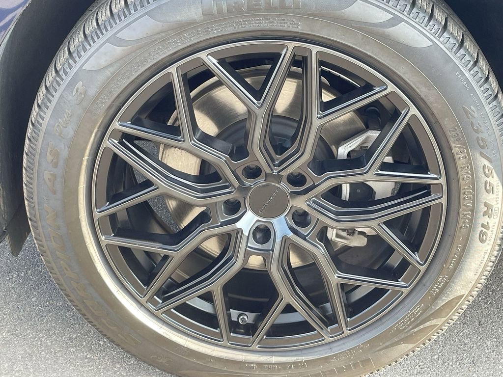 Used 2022 Genesis GV70 2.5T w/ Select Package image 32