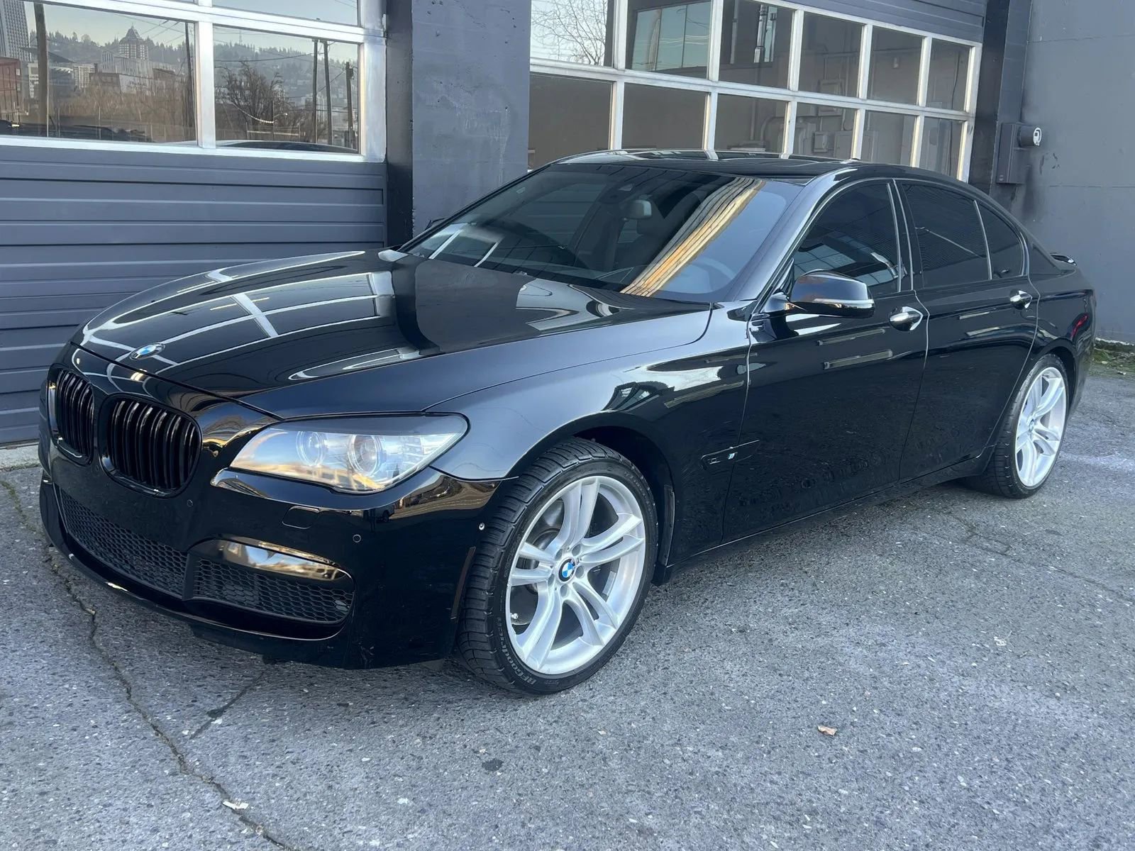 Used 2015 BMW 740i 740i Sedan 4D image 1