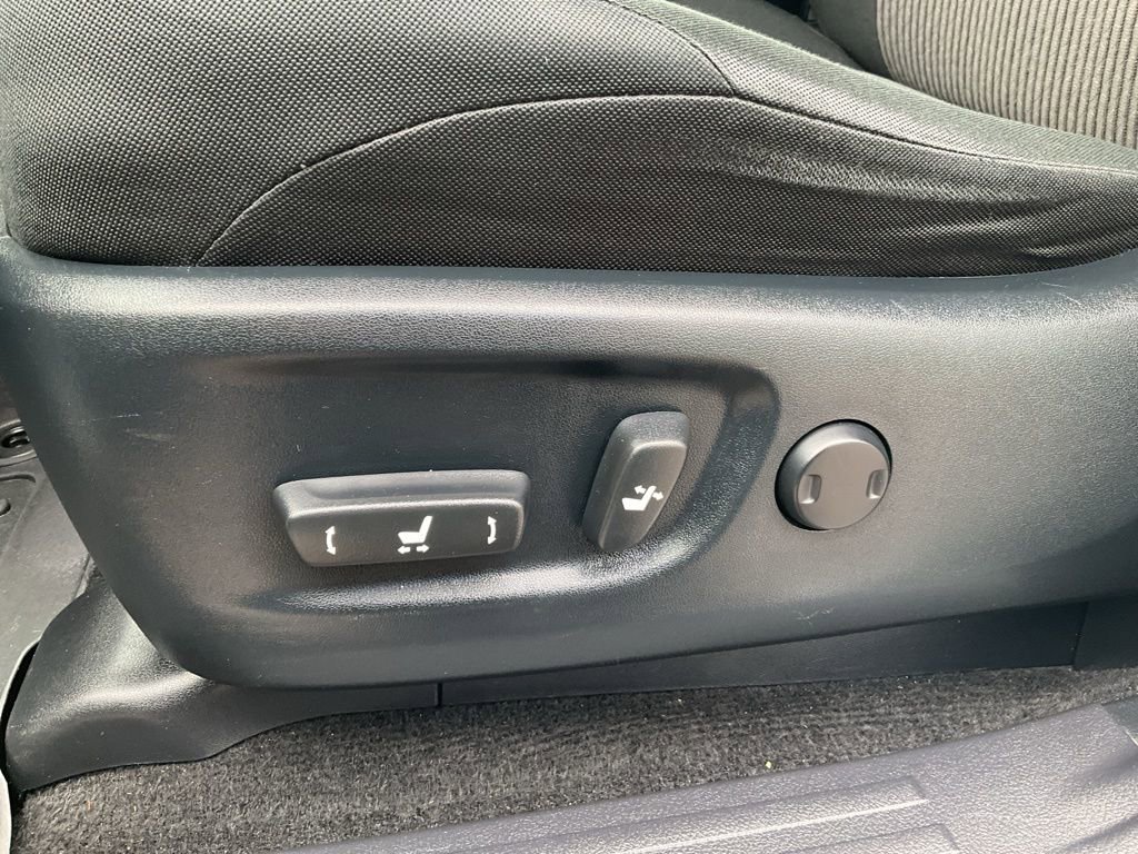 Used 2022 Toyota 4Runner SR5 image 18