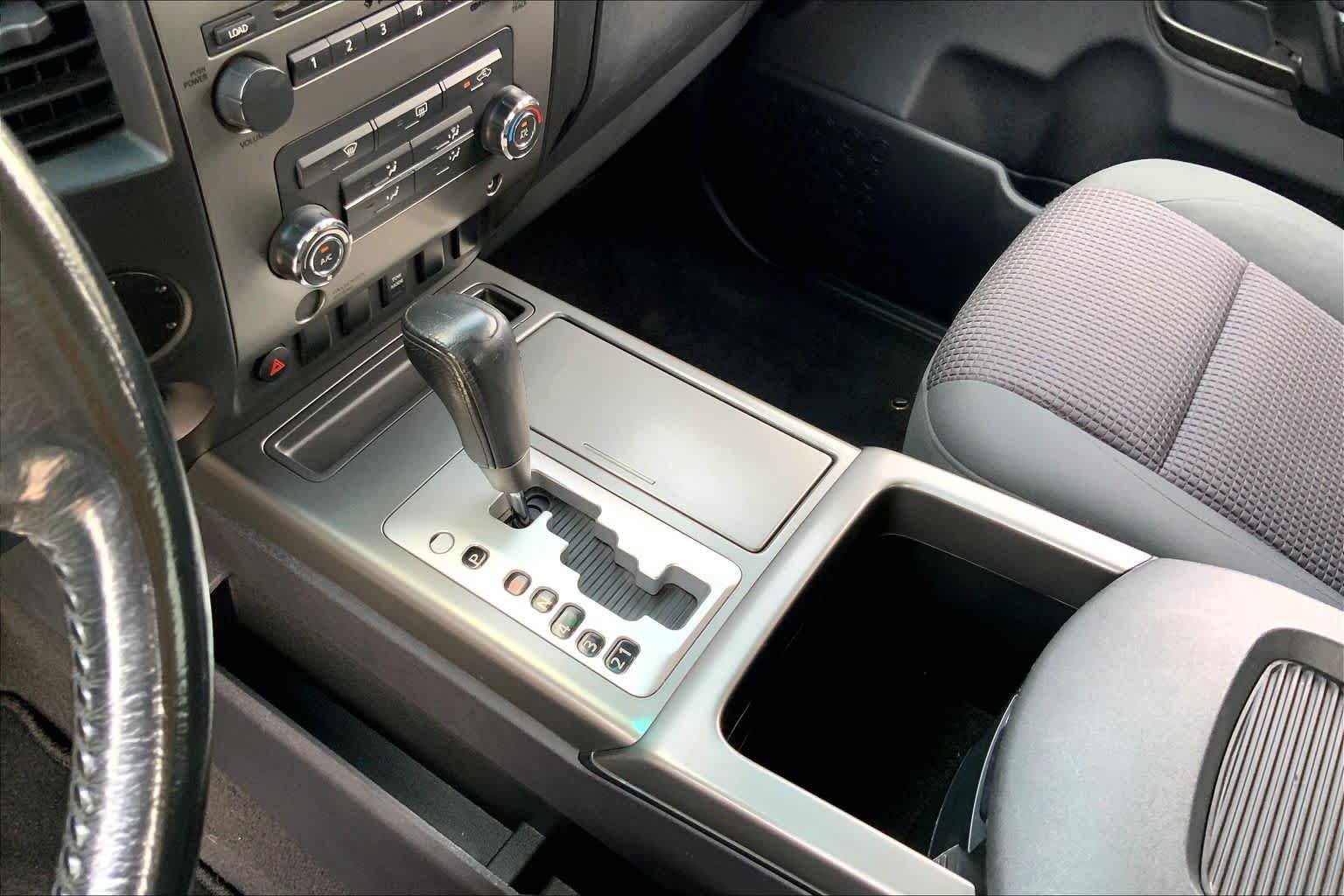 Used 2008 Nissan Titan LE RWD image 16