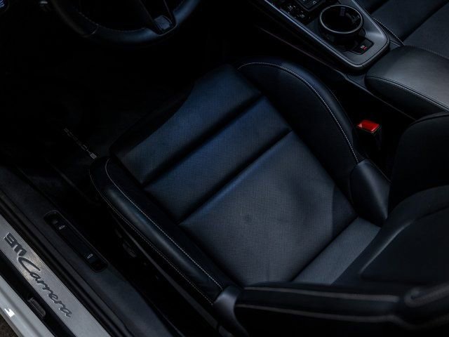Certified 2025 Porsche 911 Carrera RWD image 23