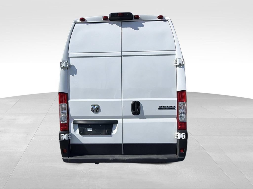 Used 2024 RAM ProMaster 3500 FWD image 3