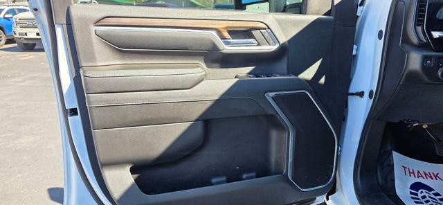Used 2024 Chevrolet Silverado 3500 LT w/ Convenience Package image 8