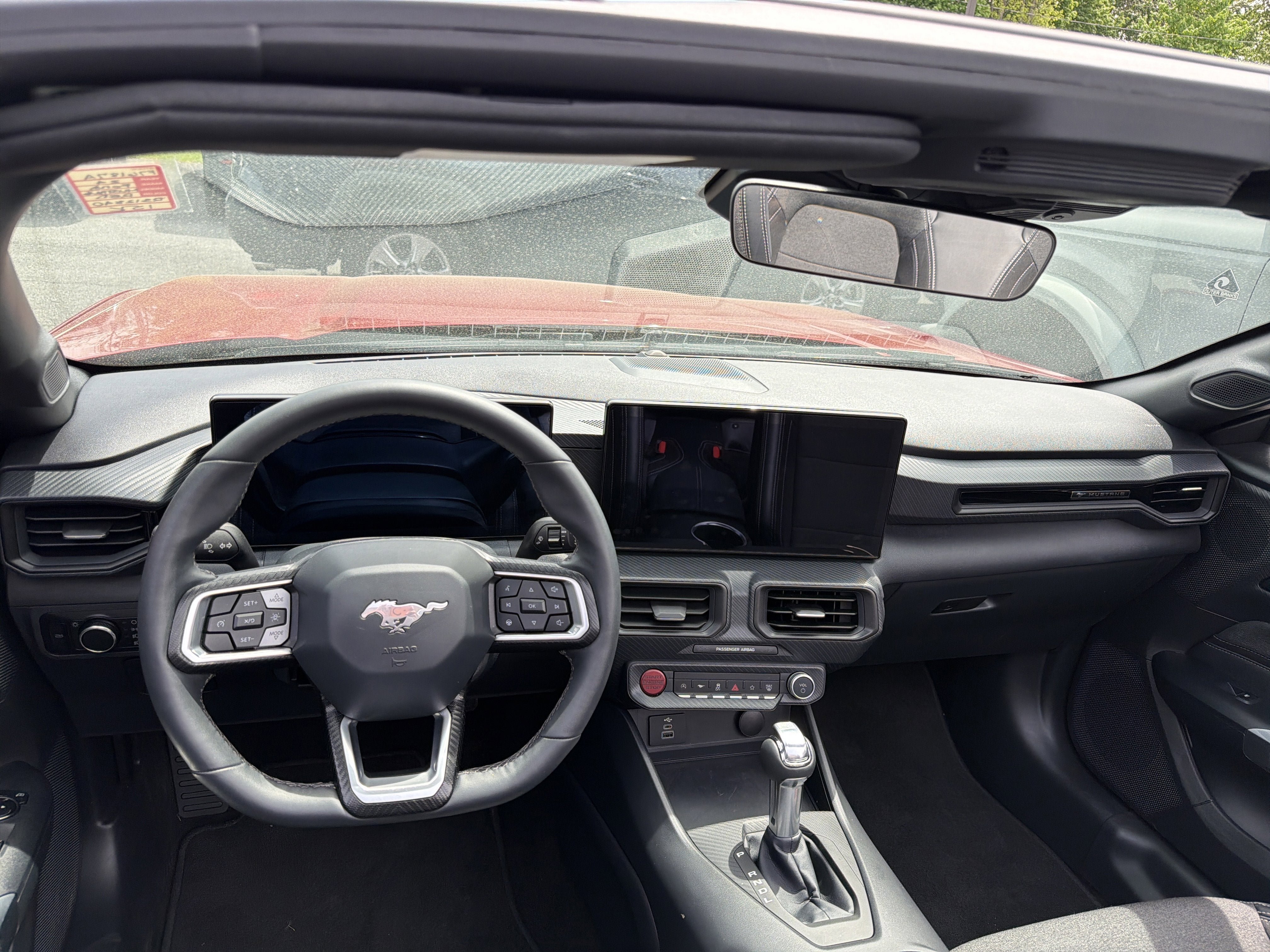Used 2024 Ford Mustang Convertible RWD image 15