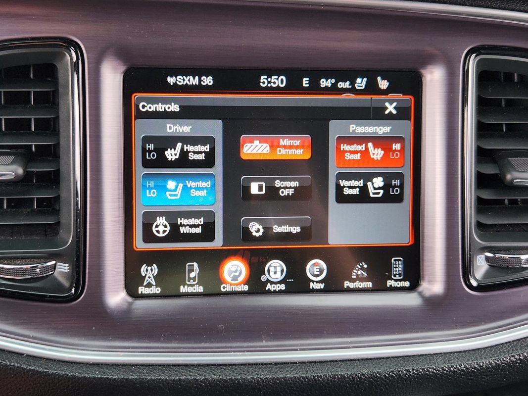 Used 2016 Dodge Challenger R/T Scat Pack RWD image 24