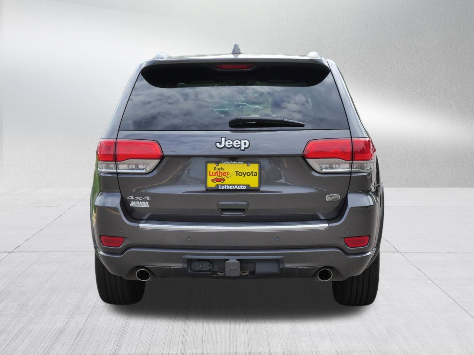 Used 2015 Jeep Grand Cherokee Overland AWD/4WD image 6