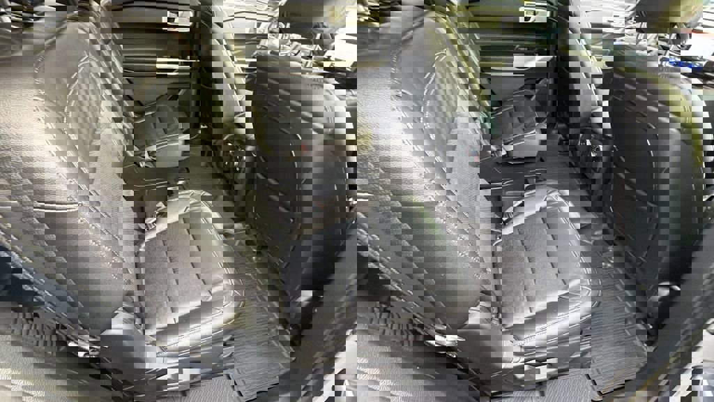 Used 2020 Ford Explorer Limited w/ Class III Trailer Tow Package image 19