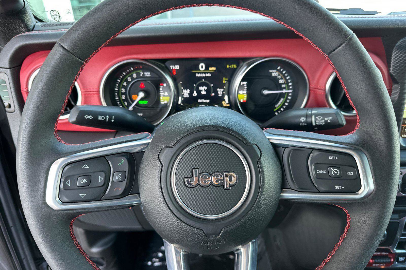 Used 2023 Jeep Wrangler Unlimited Rubicon 4xe image 26