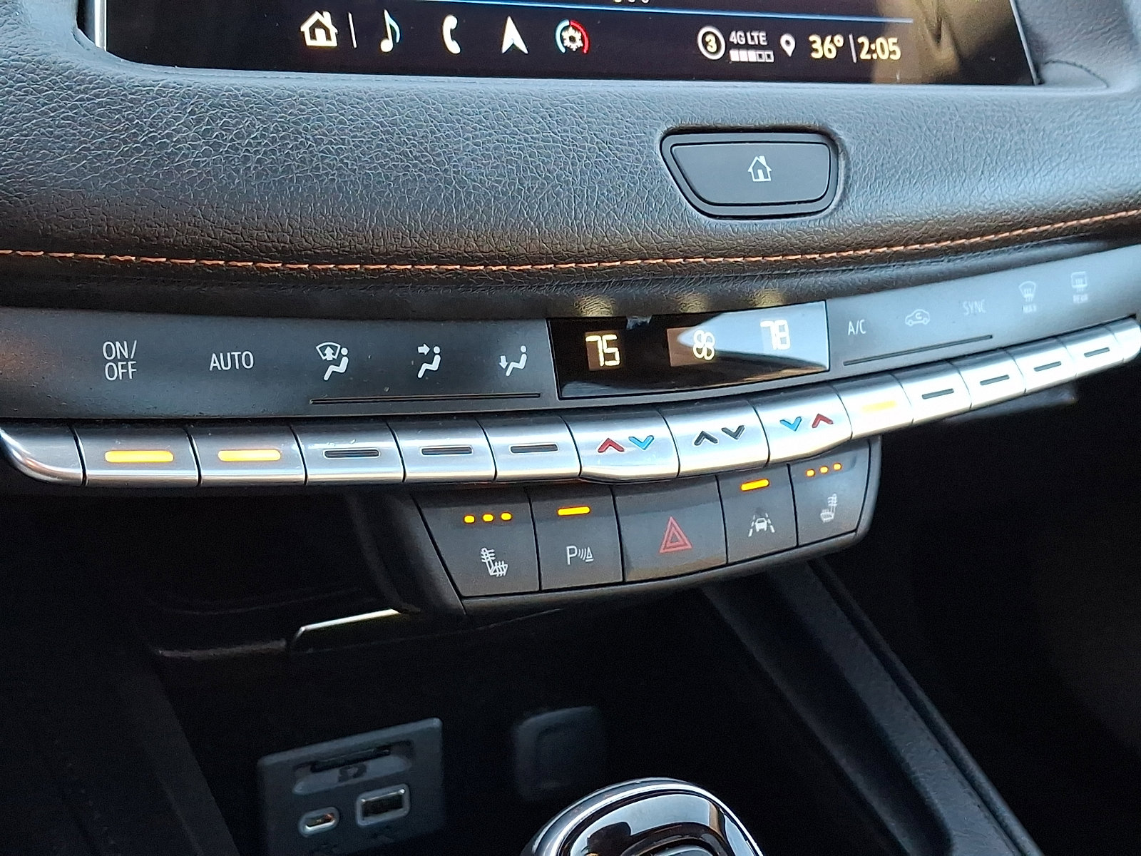 Used 2023 Cadillac XT4 Sport w/ Cold Weather Package image 17