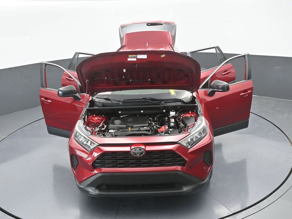 Used 2019 Toyota RAV4 LE image 69