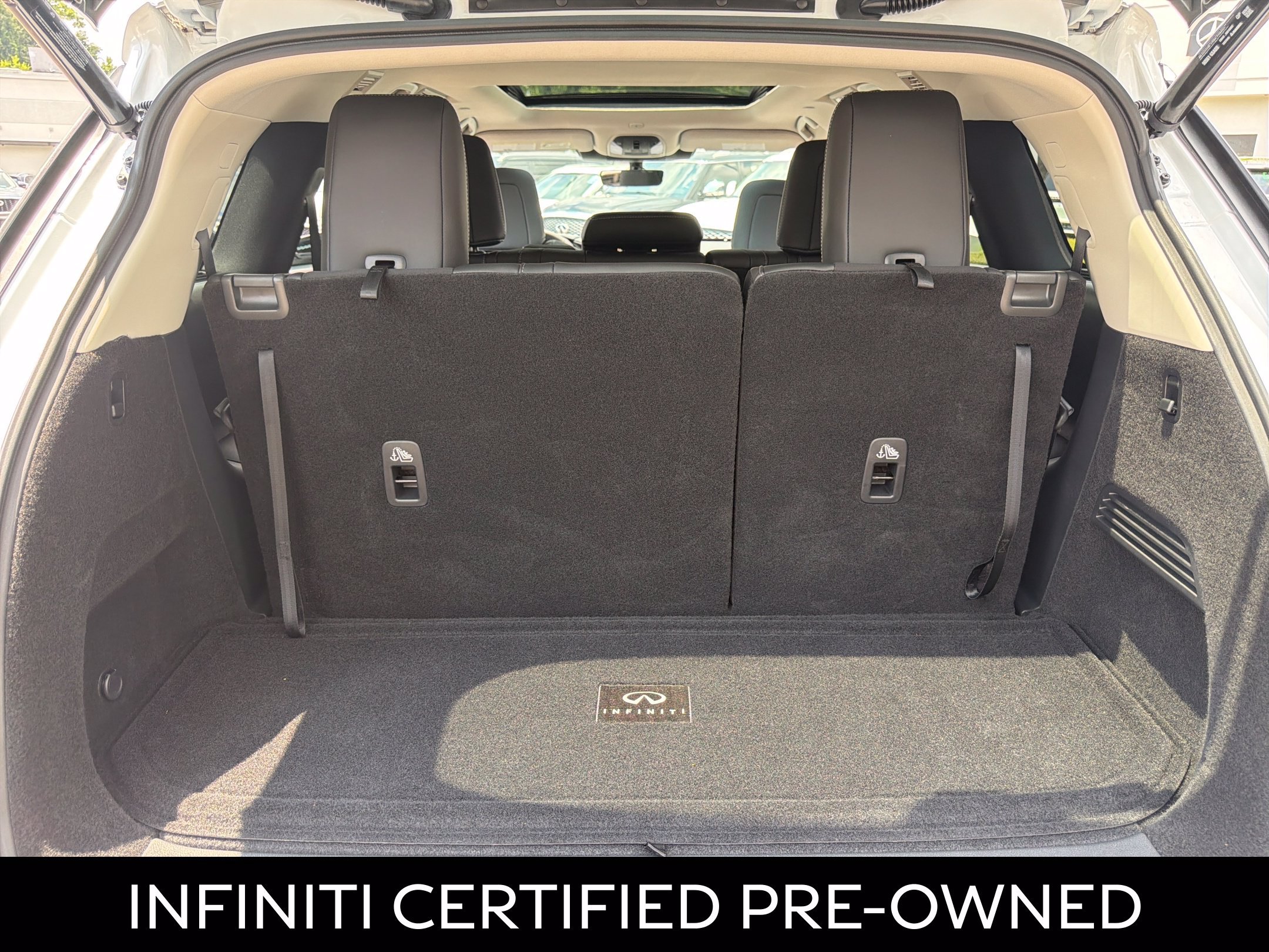 Certified 2026 INFINITI QX60 Luxe w/ Cargo Package FWD image 31