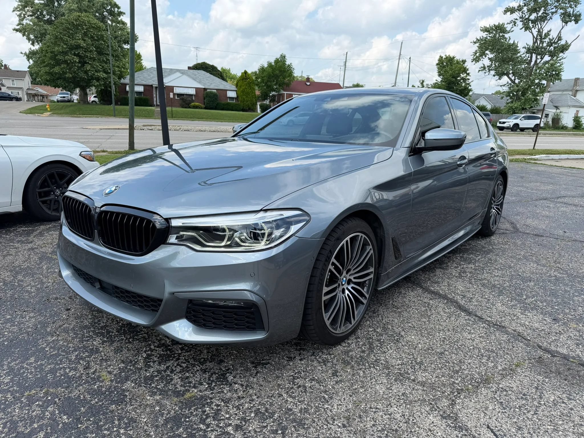 Used 2019 BMW 540i xDrive w/ M Sport Package AWD/4WD image 4