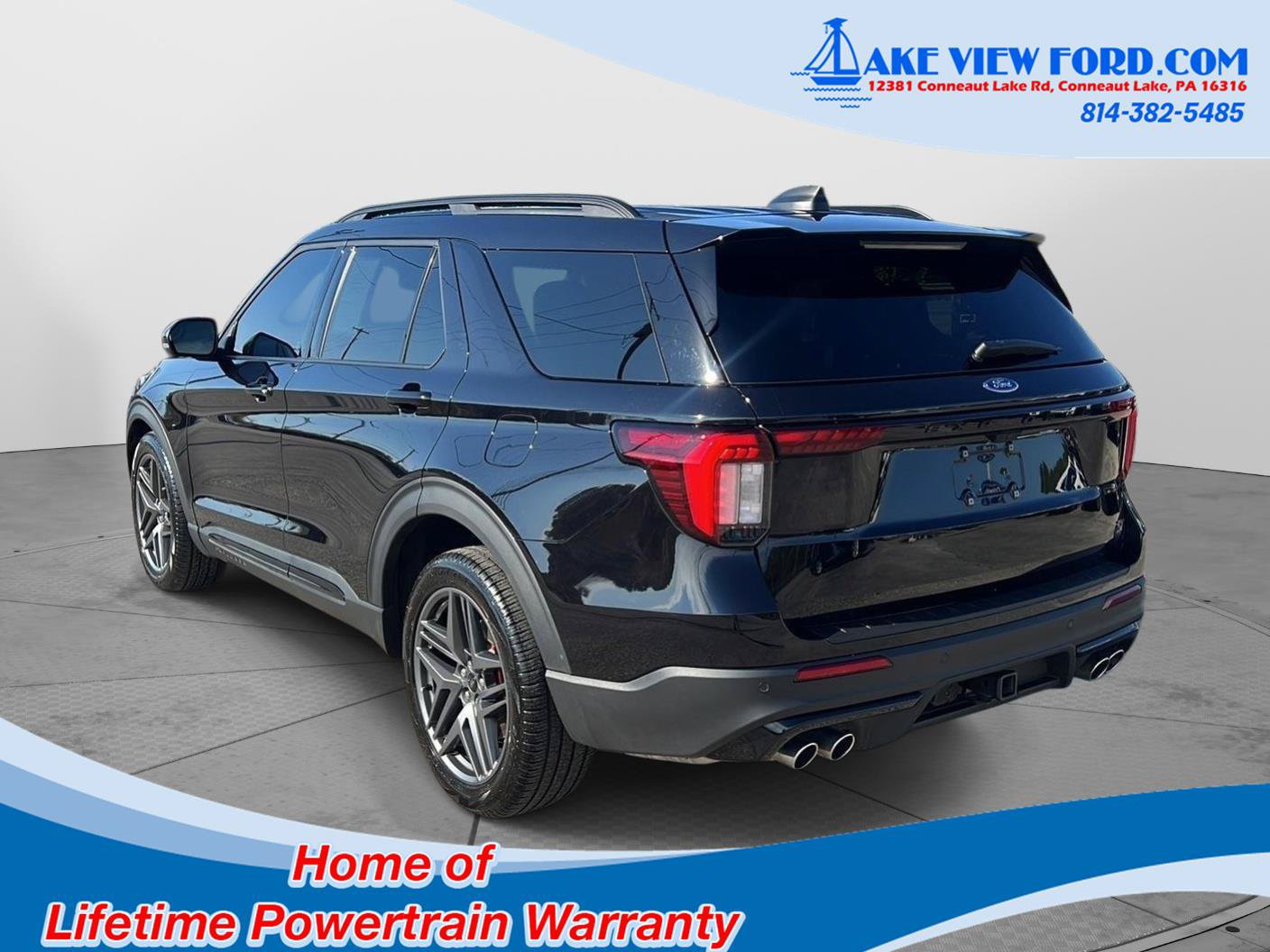 Used 2025 Ford Explorer ST AWD/4WD image 7