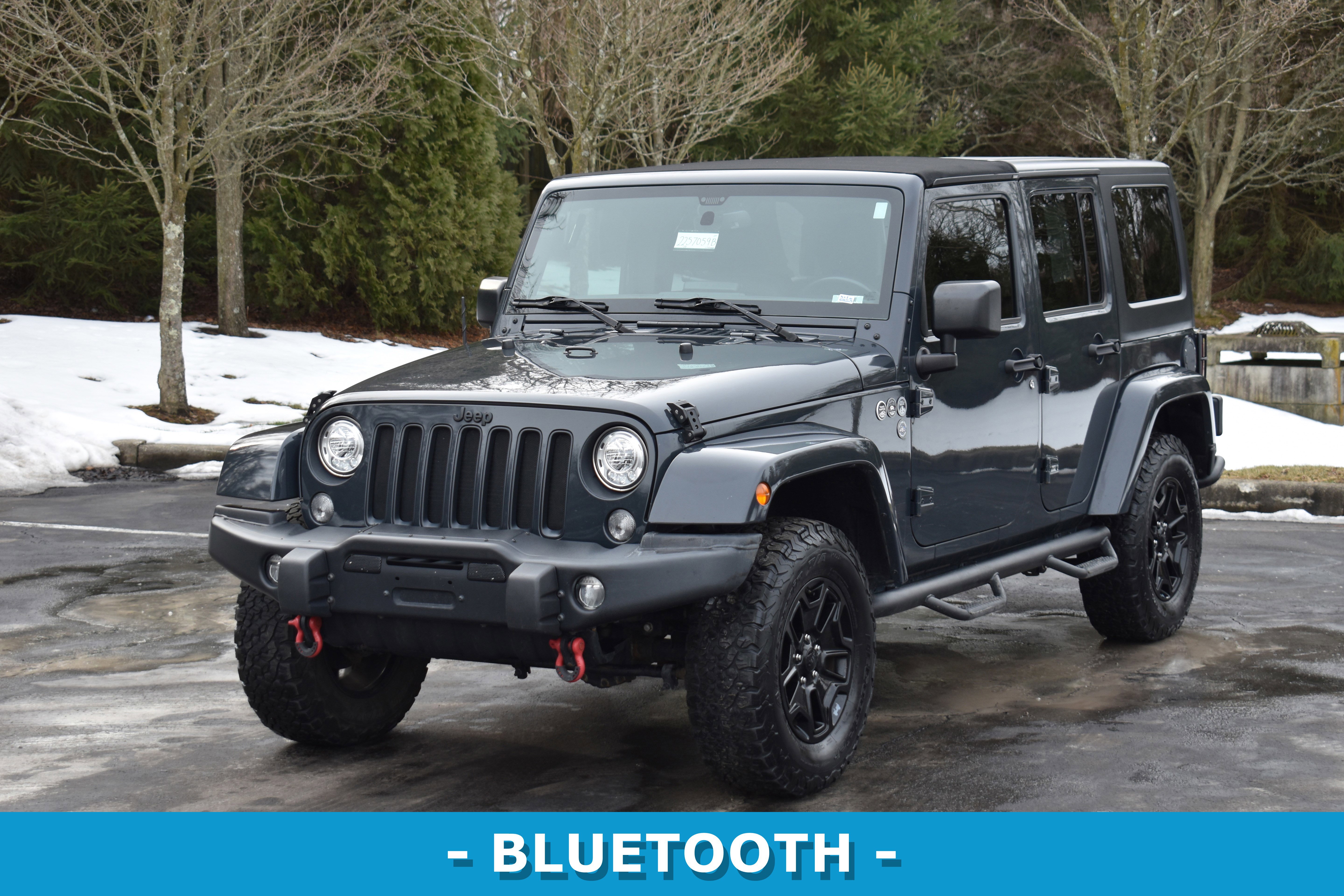 Used 2017 Jeep Wrangler Unlimited Sahara image 3