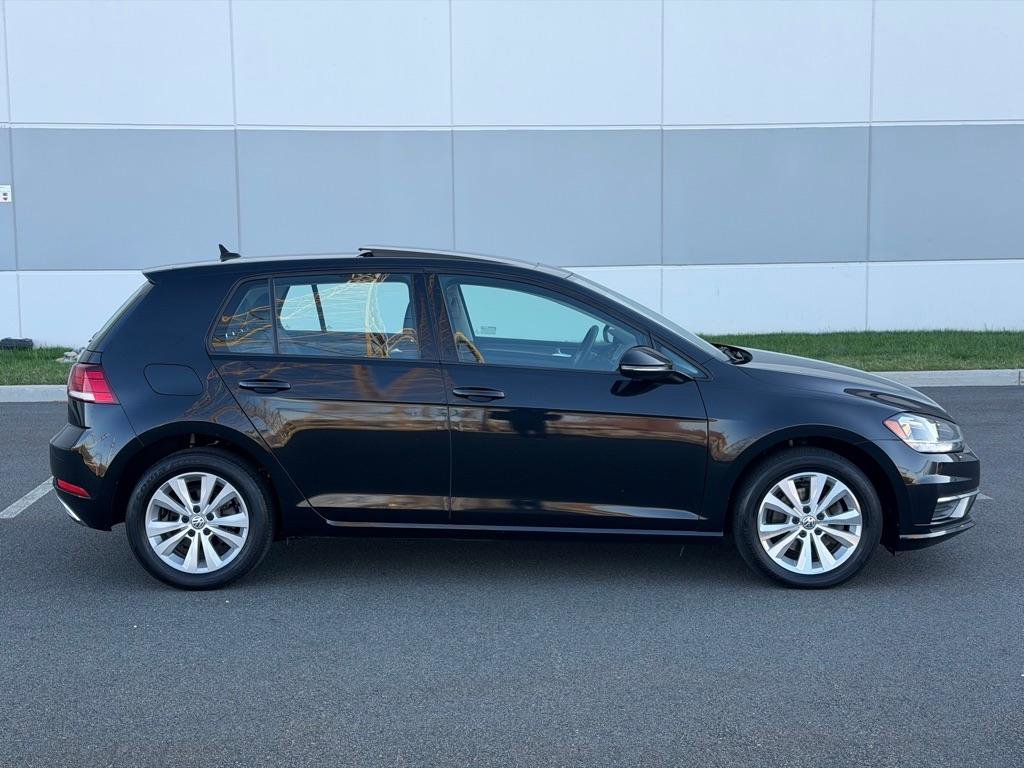 Used 2020 Volkswagen Golf 4-Door image 4