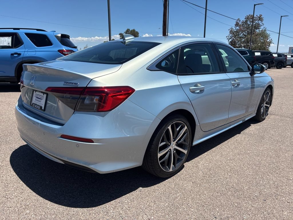 Used 2022 Honda Civic Touring image 5