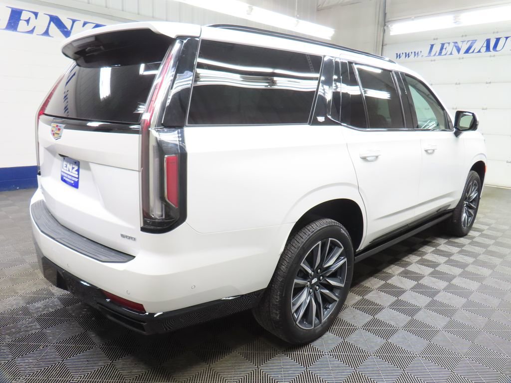 Used 2024 Cadillac Escalade Sport w/ Touring Package AWD/4WD image 5