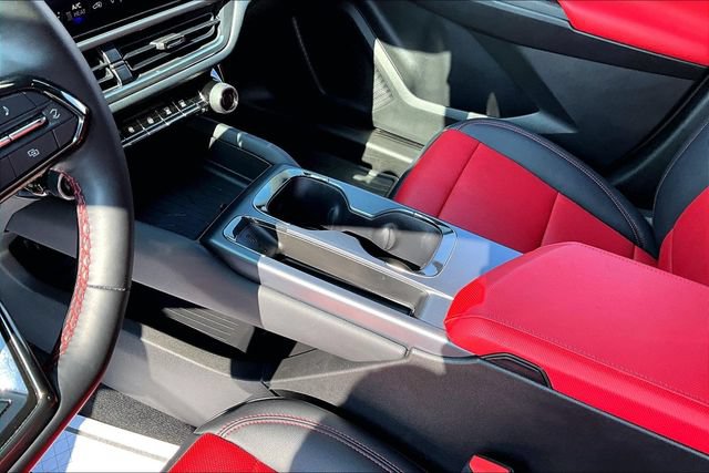 Certified 2024 Chevrolet Equinox EV RS w/ LPO, All-Weather Mat Package FWD image 16