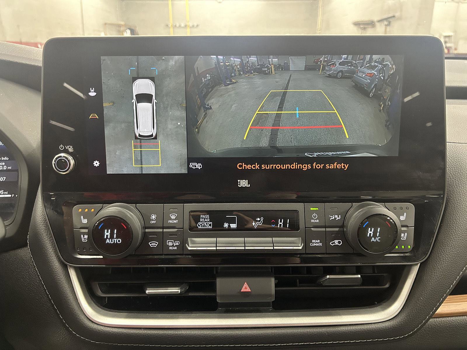 Used 2024 Toyota Grand Highlander Limited image 22