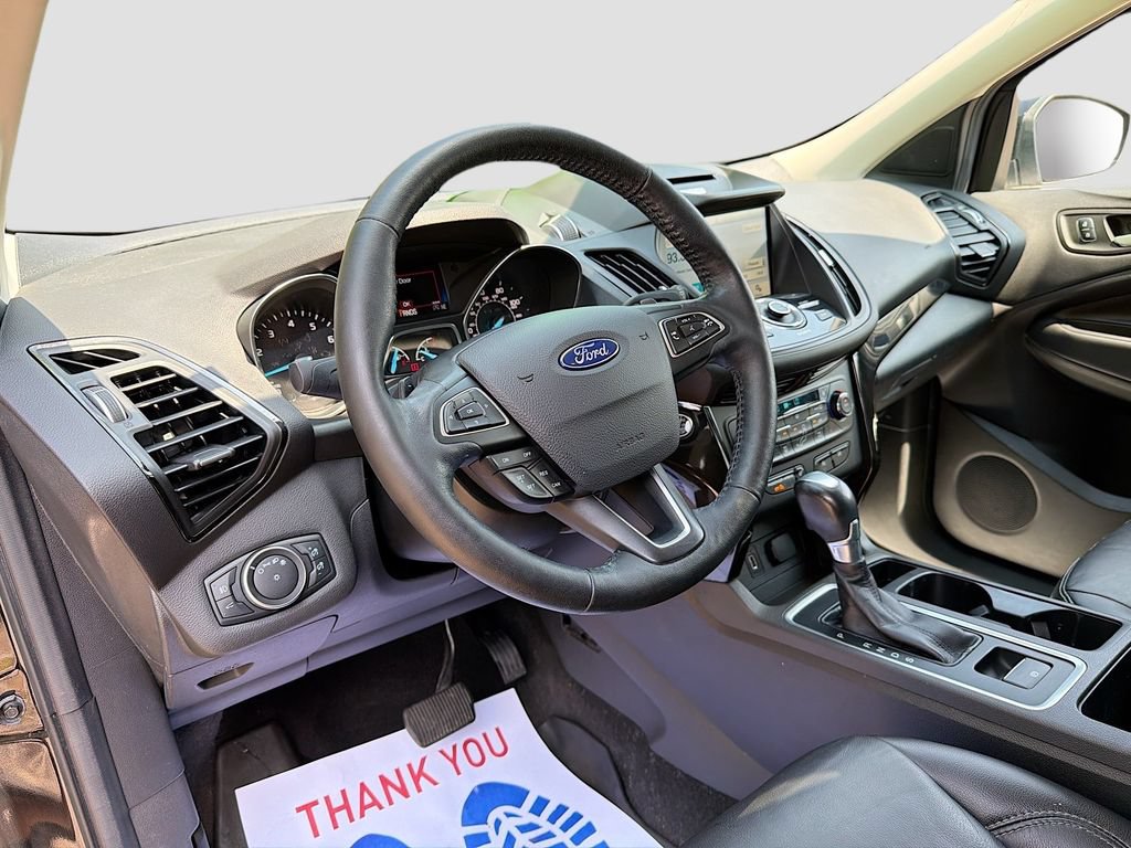 Used 2017 Ford Escape Titanium AWD/4WD image 9